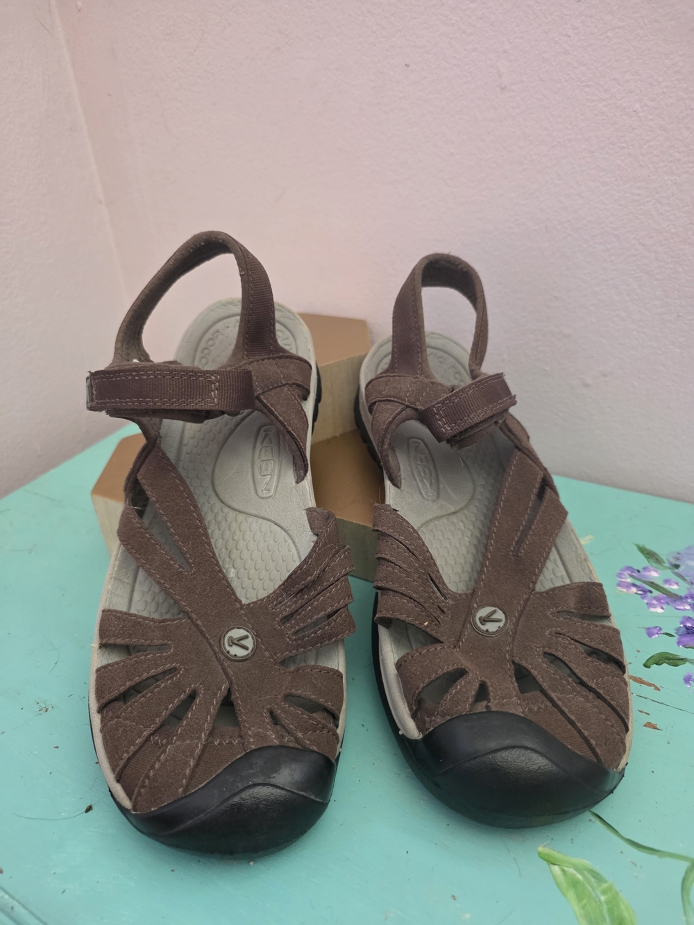KEEN Brown Women’s Closed-Toe Sandals